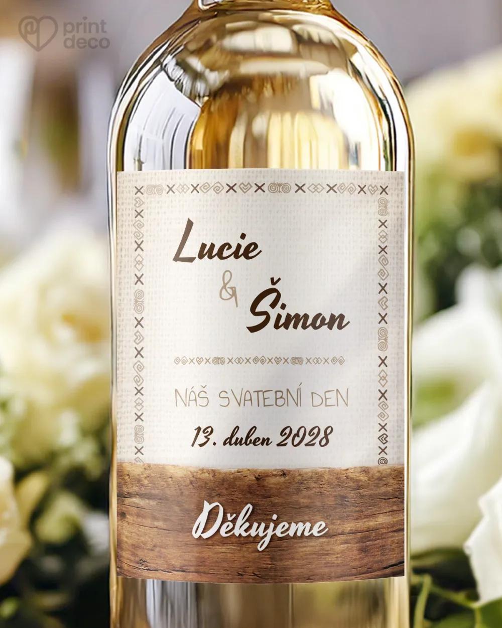 Svatební etikety s lidovým dřevěným motivem