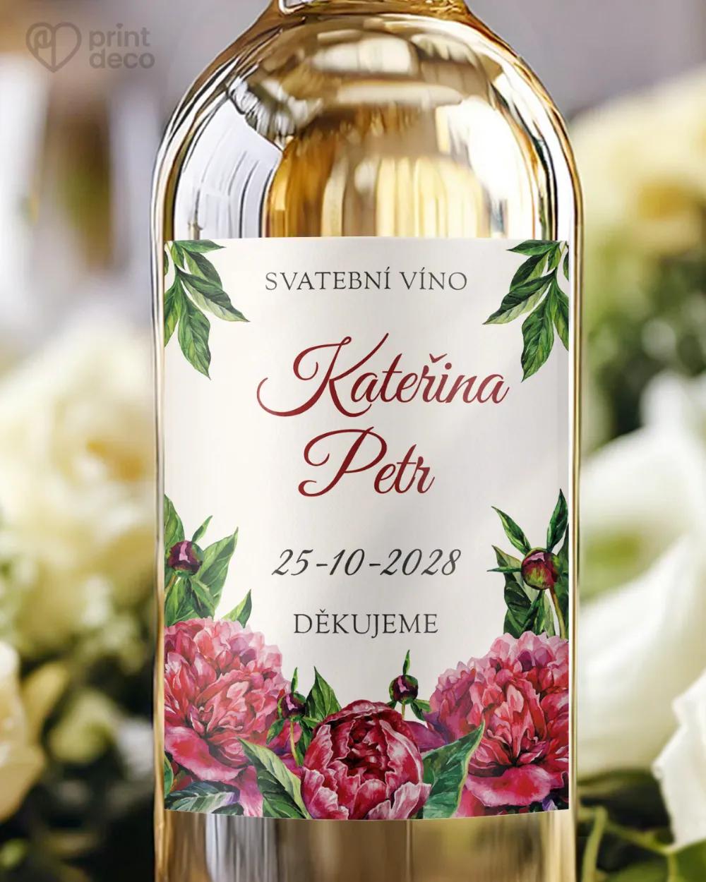 Svatební etikety s pestrými pivoňkami