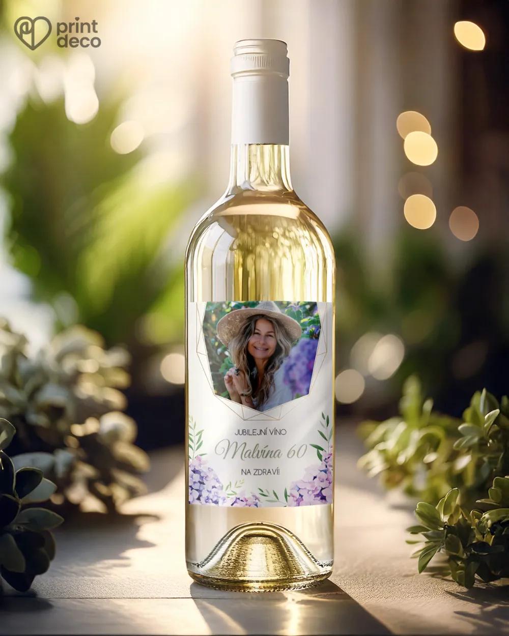 Etikety na láhve Hortenzie s fotografií 1/2