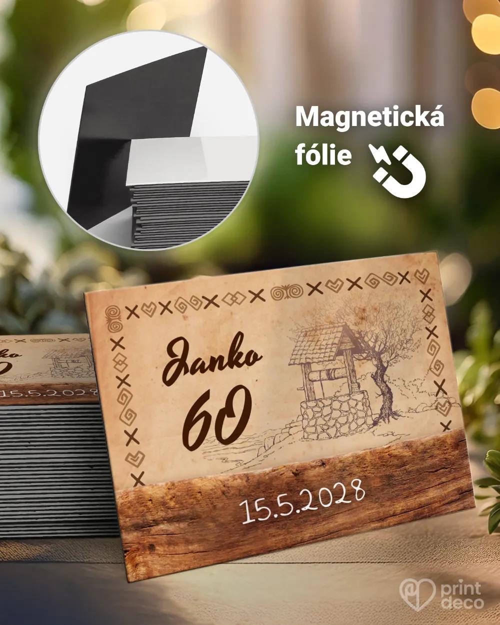 Památeční magnetky z oslavy s lidovým motivem