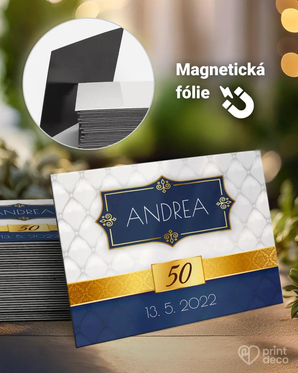 Památeční magnetky z oslavy s královským motivem