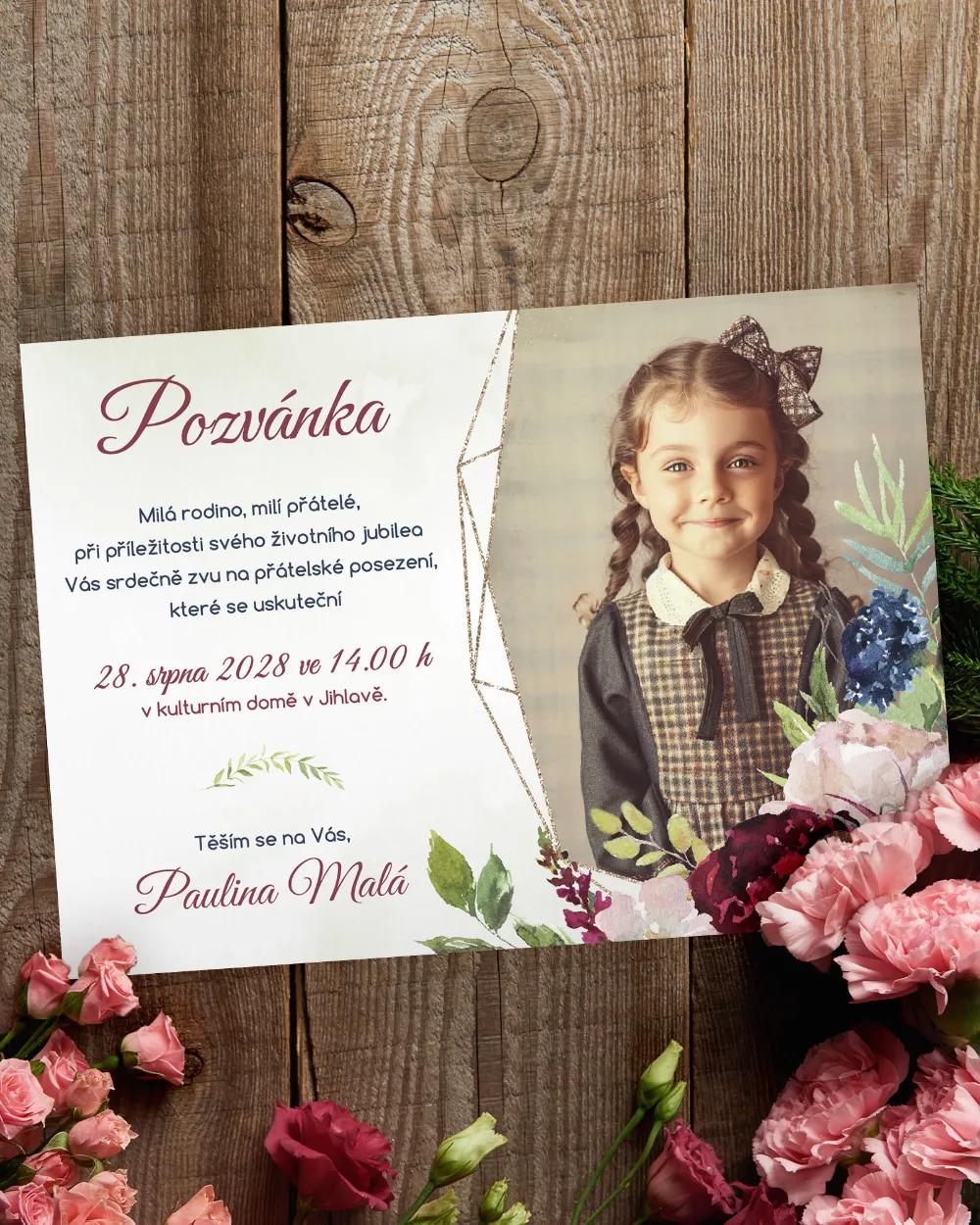 Pozvánka na narozeniny s fotkou Burgundy růže