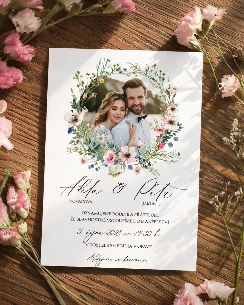 Svatební oznámení s fotkou - Růžový věneček II
